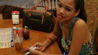 Internet dating leads to steamy hotel with tipsy Filipina Vanessa